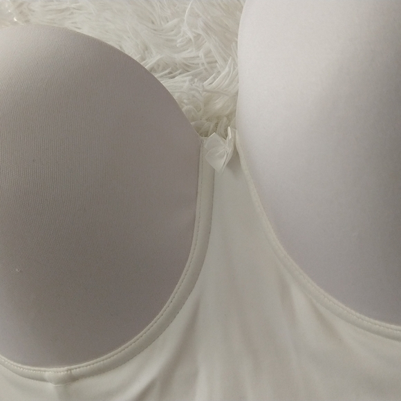 New Va Bien ultra smooth strapless corset . Off white 38D - Picture 7 of 8
